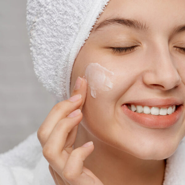 Snail Repair Cream Moisturizer - Image 2